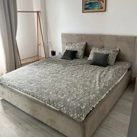 Reyna Apartment, Faleza Nord * Constanţa